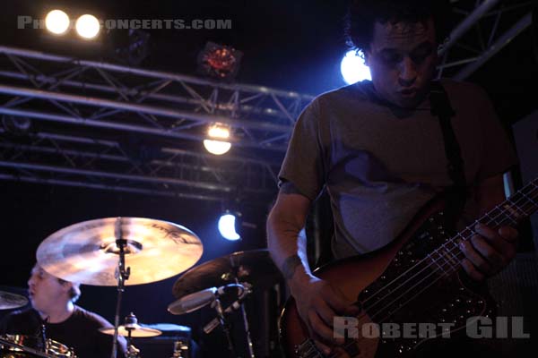 DEFTONES - 2010-05-10 - PARIS - La Boule Noire - Sergio Vega - Abraham Cunningham